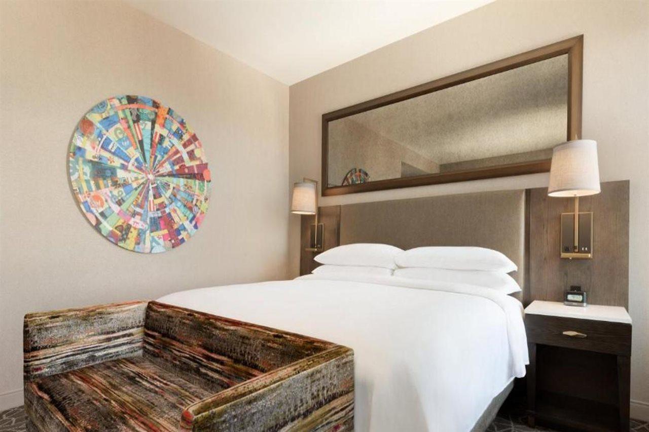 Embassy Suites By Hilton Minneapolis Downtown Hotel Εξωτερικό φωτογραφία